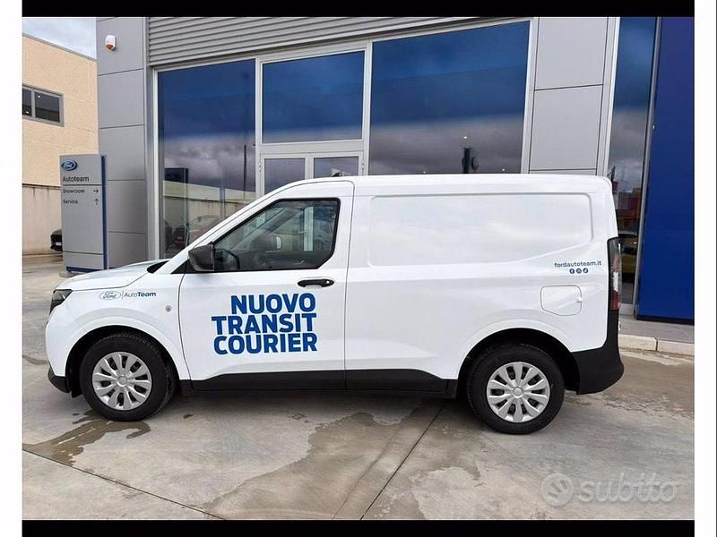 Usata Ford Transit Courier Trend 101 CV (74 kW) 2025 Bianco Furgone