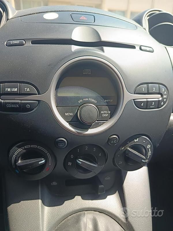 Usata Mazda 2 2009 Verde Utilitaria