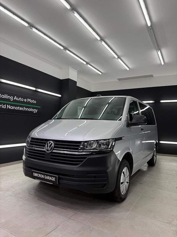 Usata VW Transporter 150 CV (110 kW) 2021 Argento Furgone