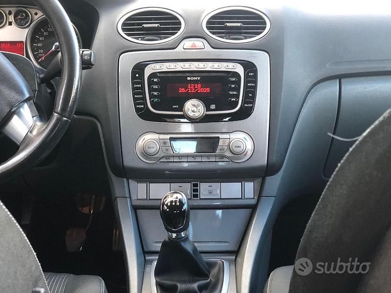 Usata Ford Focus Titanium 110 CV (80 kW) 2009 Nero Berlina