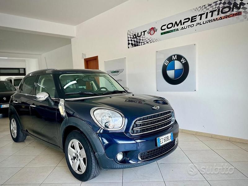Blu Usata 2015 Mini One Countryman SUV | 7900 € (Buon prezzo) - Immagine 1/4