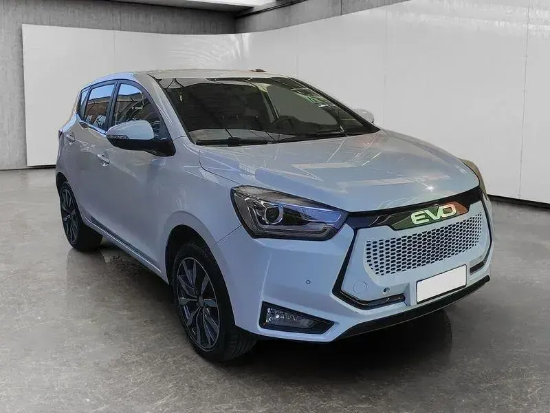 Usata EVO Evo 3 107 CV (78 kW) 2023 Bianco SUV