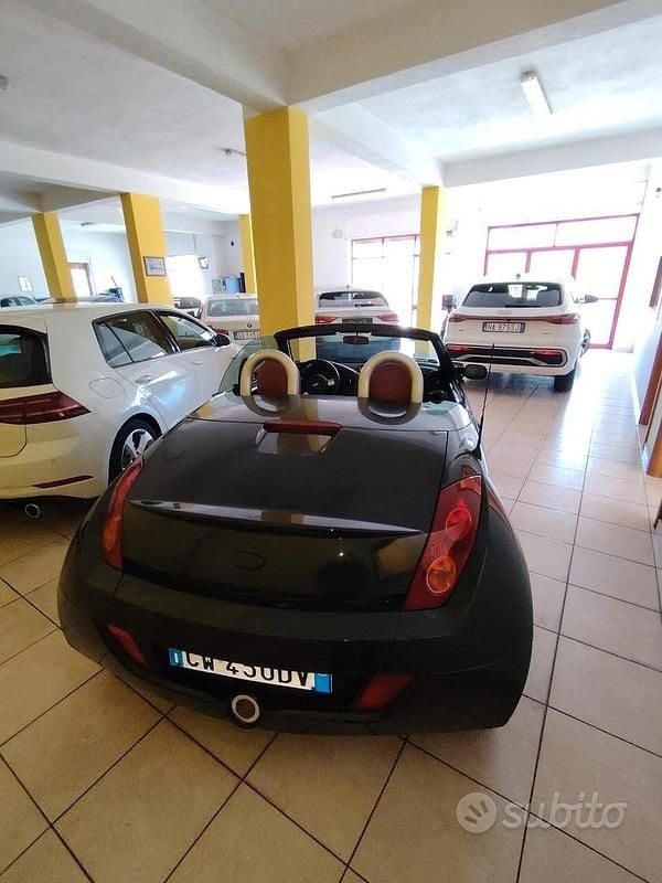 Usata Ford StreetKa 95 CV (69 kW) 2005 Verde Cabrio