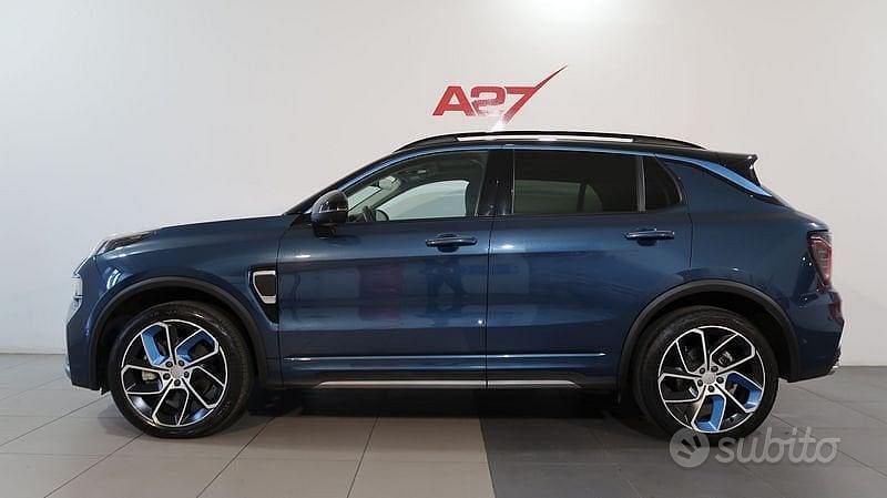 Usata Lynk & Co 01 261 CV (191 kW) 2023 Blu SUV