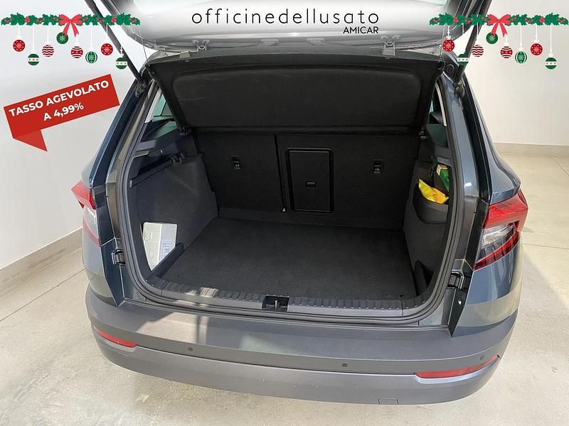 Usata Skoda Karoq Executive 110 CV (80 kW) 2022 Grigio quarzo metallizzato SUV