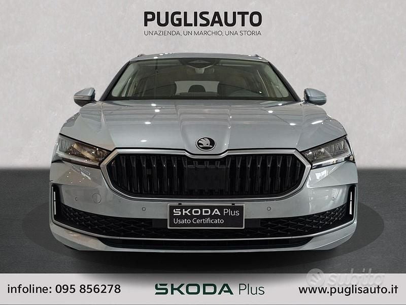 Usata Skoda Superb Selection 150 CV (110 kW) 2025 Grigio Station wagon