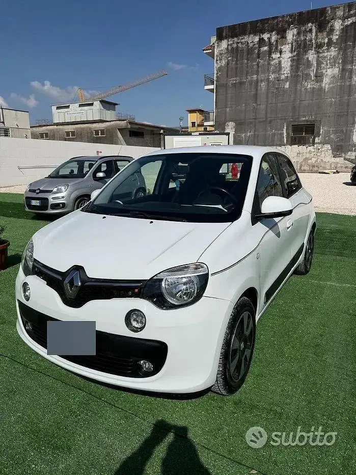 Usado Renault Twingo SE 69 HP (50 kW) 2017 Branco Citadino