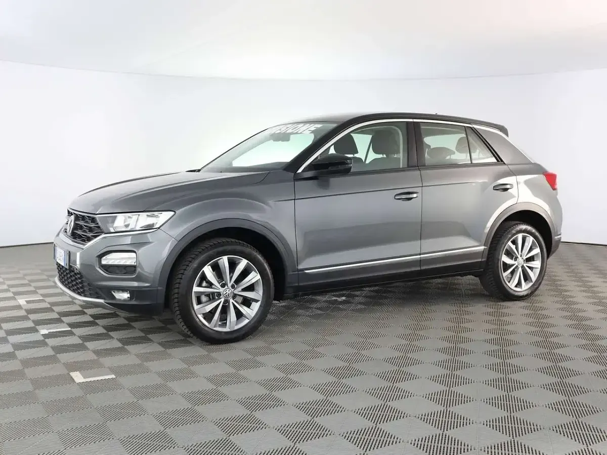 Usata VW T-Roc Style 116 CV (85 kW) 2020 Grigio medio SUV