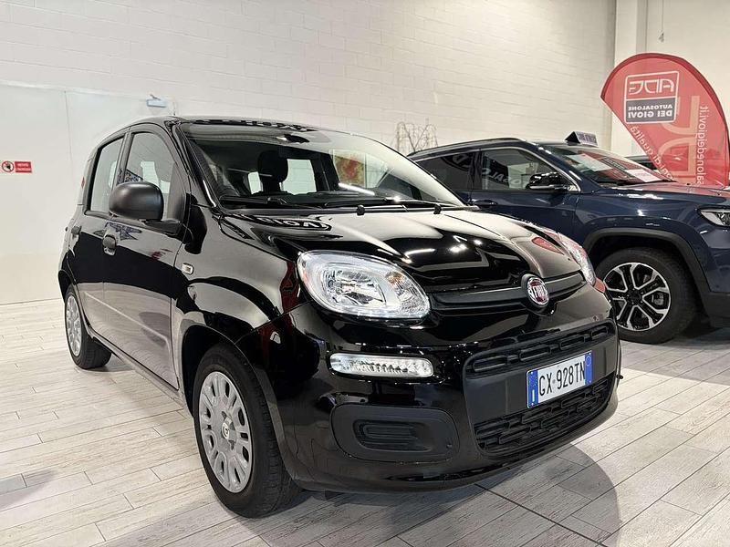 Usata Fiat Panda 69 CV (50 kW) 2025 Nero cinema SUV