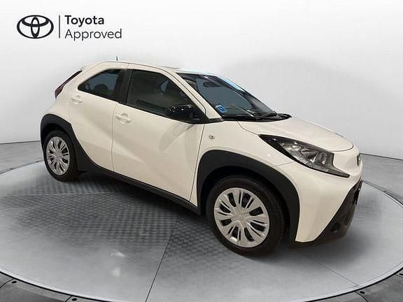 Nuova Toyota Aygo X Active 72 CV (52 kW) 2025 Bianco SUV