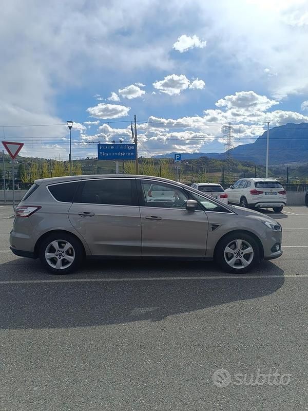 Occasion Ford S-MAX Titanium 180 PK (132 kW) 2016 Grijs MPV