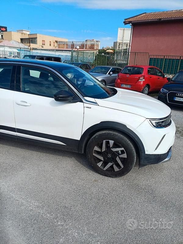 Usata Opel Mokka Elegance 131 CV (96 kW) 2021 Bianco SUV