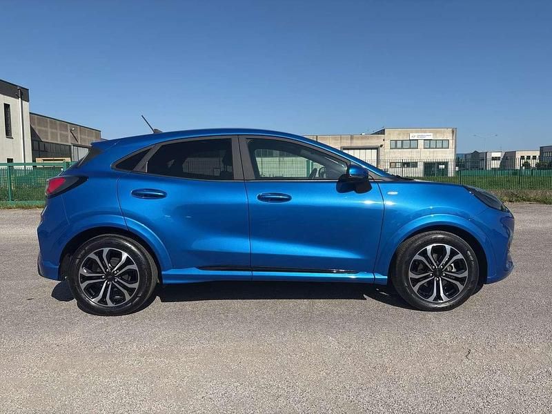 Usata Ford Puma ST-Line X 124 CV (91 kW) 2023 Blu/azzurro Berlina