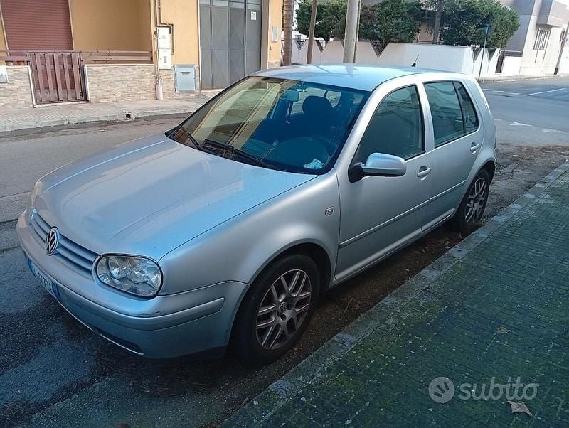 Usata VW Golf 2001 Berlina