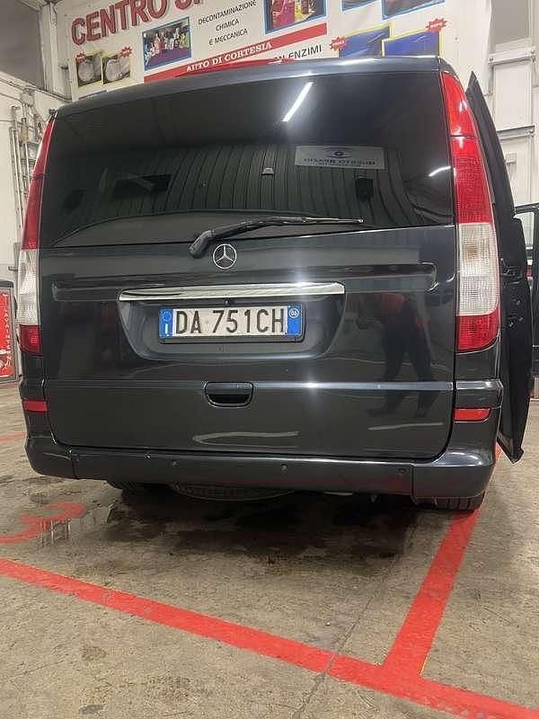 Usata Mercedes Viano 150 CV (110 kW) 2006 Monovolume