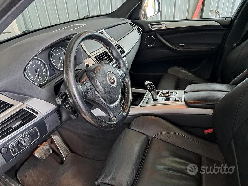 Usata BMW X5 272 CV (200 kW) 2009 Grigio SUV
