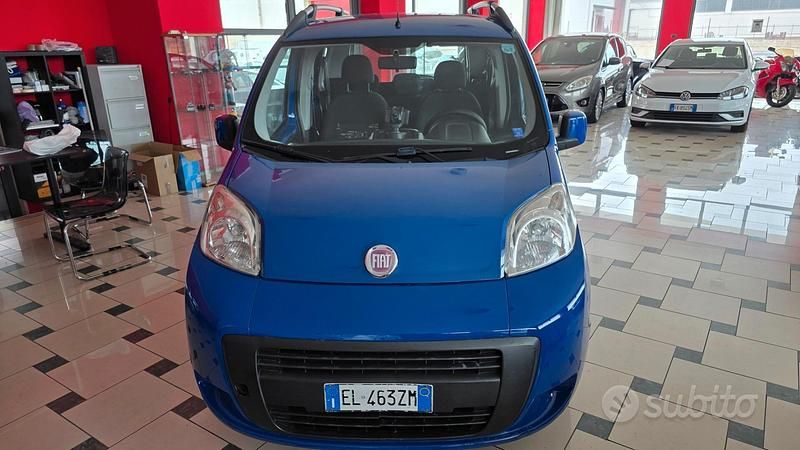Usata Fiat Qubo Trekking 75 CV (55 kW) 2012 Blu Monovolume