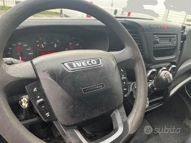 Usata Iveco Daily 156 CV (114 kW) 2017 Bianco