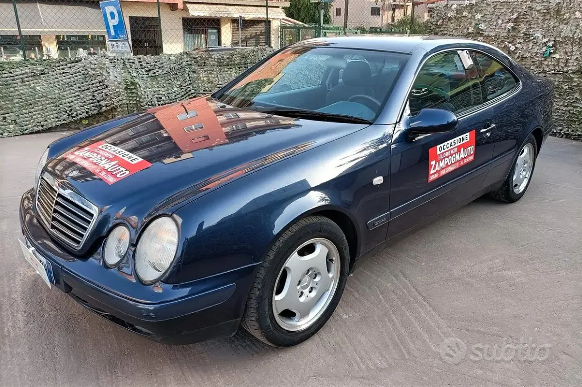 Begagnad Mercedes CLK200 Elegance 192 HK (141 kW) 1999 Blå Sportkupé