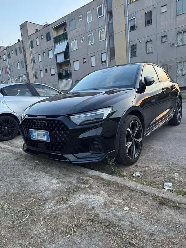 Usata Audi A1 Ambiente 110 CV (80 kW) 2023 Nero SUV