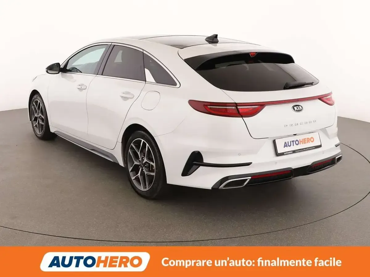 Usata Kia ProCeed GT-Line 140 CV (102 kW) 2019 Bianco Station wagon