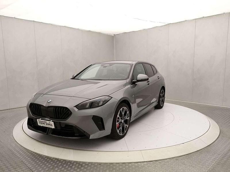 Usata BMW 118 M Sport 150 CV (110 kW) 2025 Grigio Utilitaria