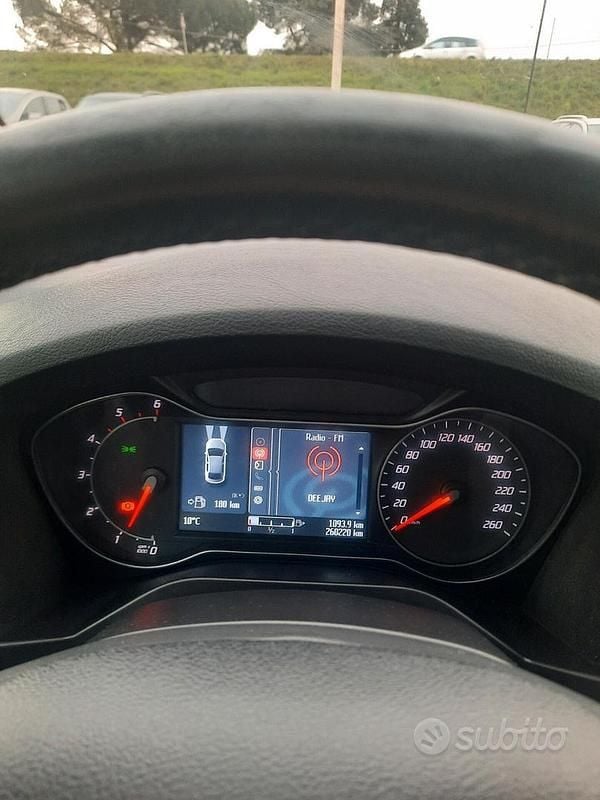 Usata Ford Galaxy 163 CV (119 kW) 2011 Grigio Monovolume