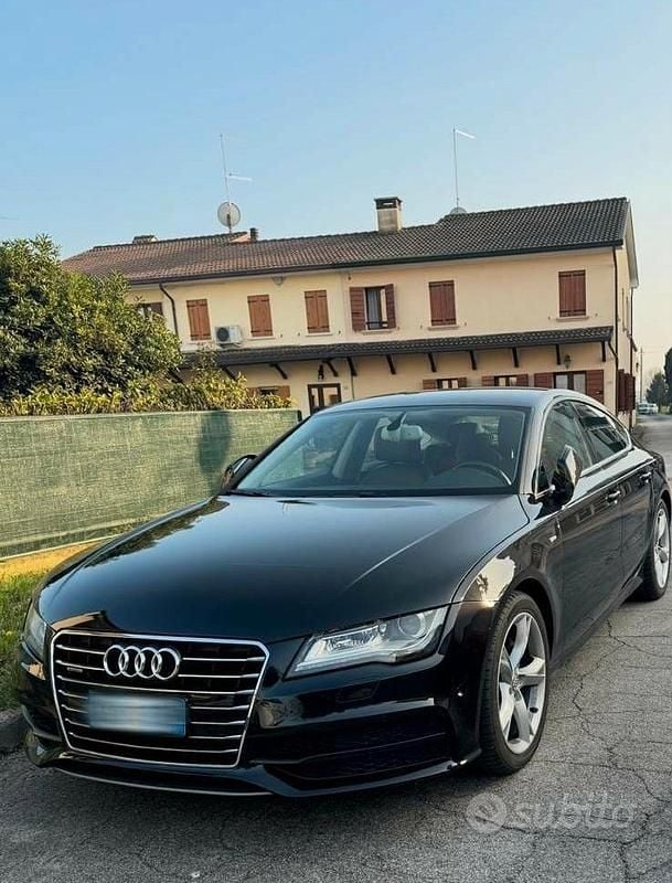 Nero Usata 2012 Audi A7 Tre volumi | 19.000 € (Super prezzo) - Immagine 1/4