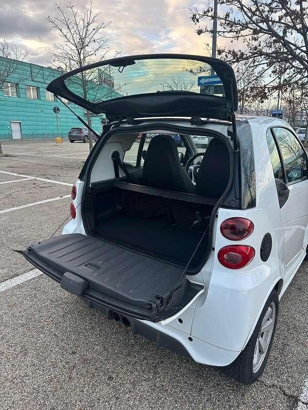 Begagnad Smart ForTwo Coupé Brabus 102 HK (75 kW) 2014 Vit Sportkupé