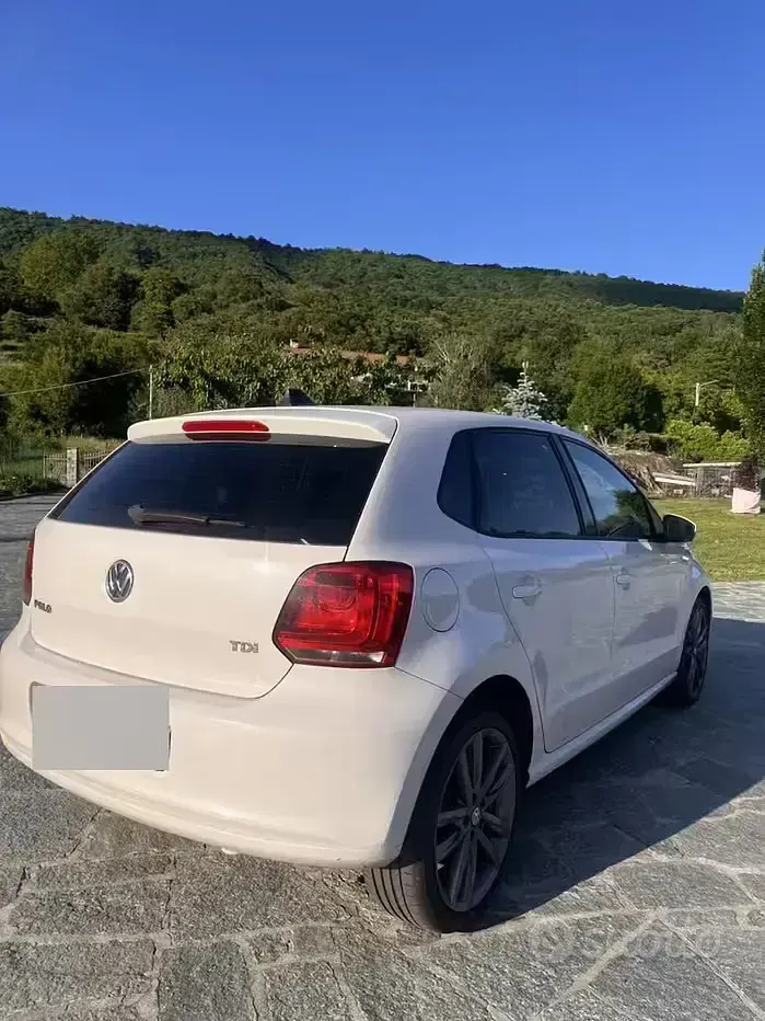 Usata VW Polo Comfortline 75 CV (55 kW) 2013 Bianco Utilitaria