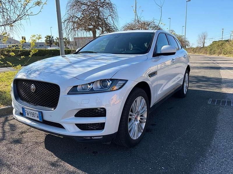 Usata Jaguar F-Pace Prestige 179 CV (131 kW) 2019 Bianco SUV