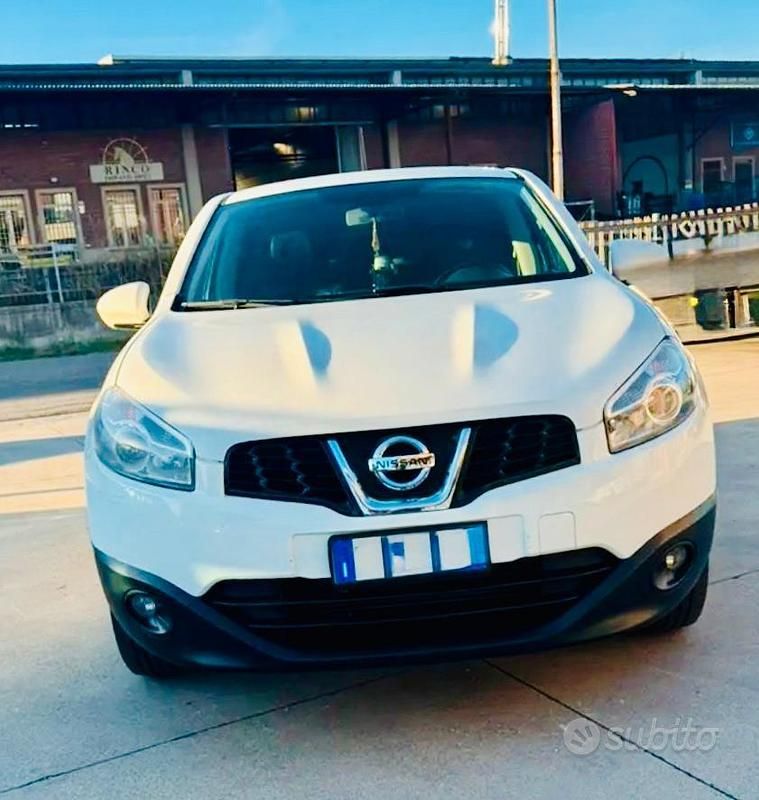 Usata Nissan Qashqai Acenta 110 CV (80 kW) 2011 Bianco SUV