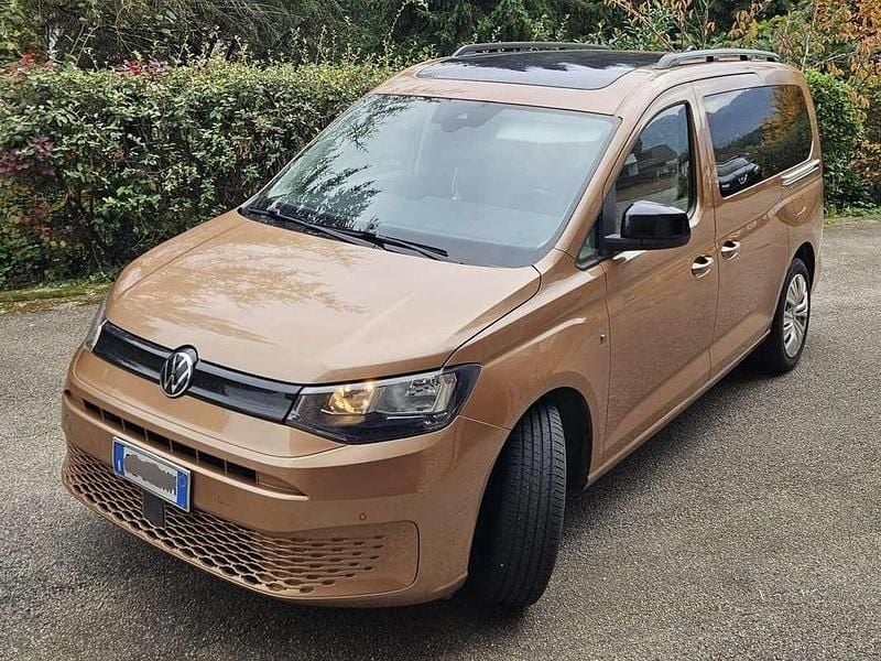 Usata VW Caddy Maxi California 114 CV (83 kW) 2021 Bronzo Monovolume