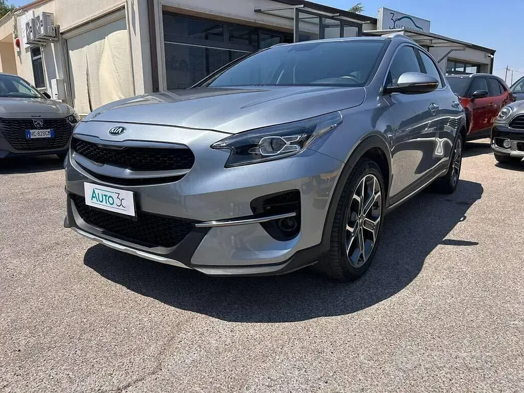 Usata Kia XCeed Style 115 CV (84 kW) 2020 Grigio SUV