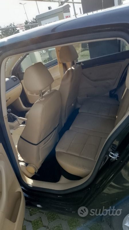 Usata VW Golf V 170 CV (125 kW) 2007 Nero Utilitaria