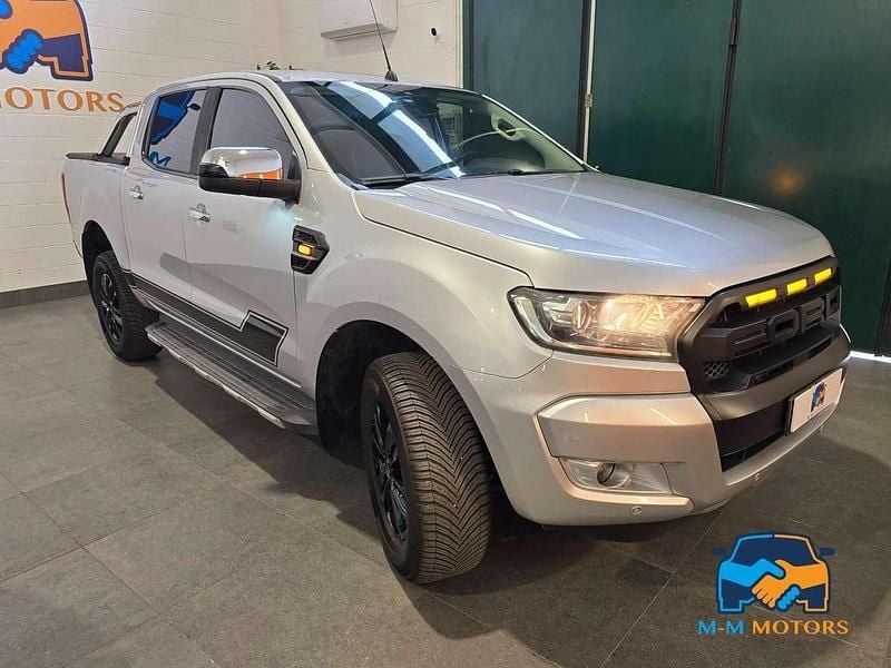 Usata Ford Ranger Limited 160 CV (117 kW) 2017 Argento Pick-up