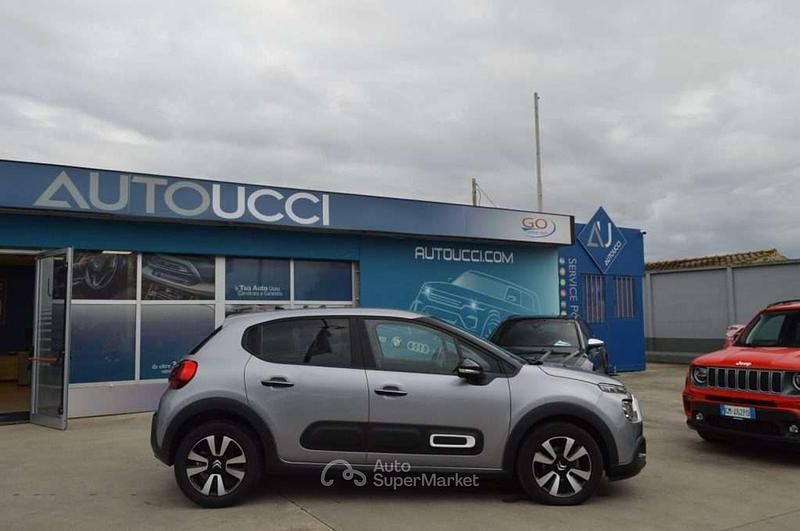 Usata Citroën C3 PureTech 110 CV (80 kW) 2024 Grigio scuro Berlina