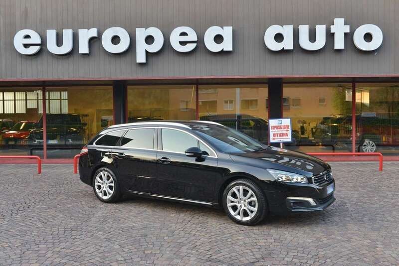 Nero perla Usata 2015 Peugeot 508 Allure Station wagon | 8800 € (Buon prezzo) - Immagine 1/4