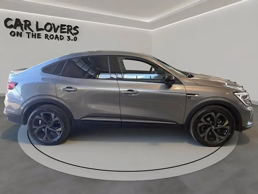 Usata Renault Arkana Engineered 143 CV (105 kW) 2023 Grigio scuro SUV