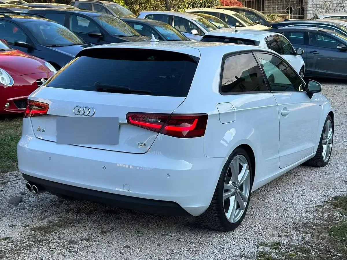 Usata Audi A3 S-Line 150 CV (110 kW) 2012 Bianco Utilitaria