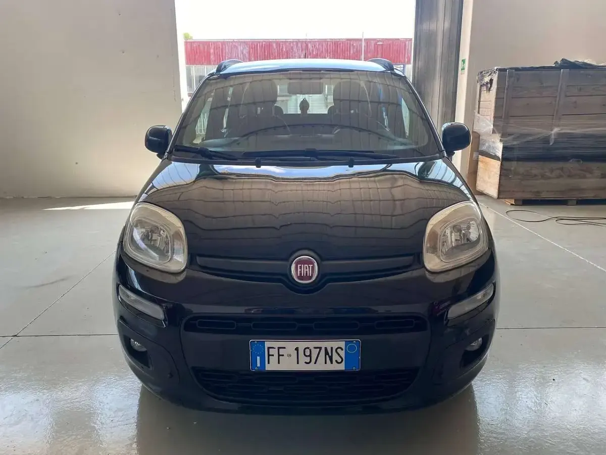 Usata Fiat Panda Lounge 84 CV (61 kW) 2016 Nero Utilitaria