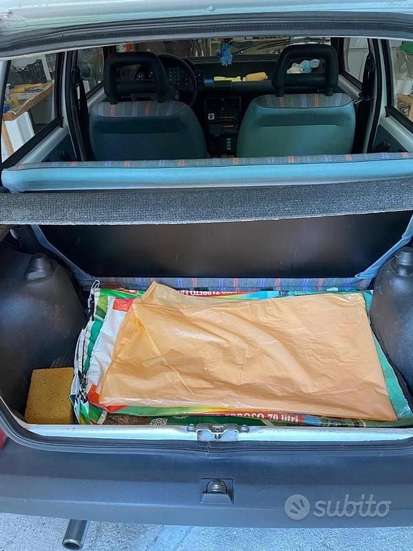 Bianco Usata 1988 Fiat Uno Due volumi | 2500 € - Immagine 1/4