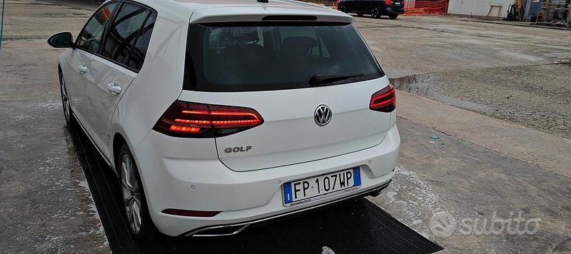 Usata VW Golf VII Executive 115 CV (84 kW) 2018 Bianco Berlina
