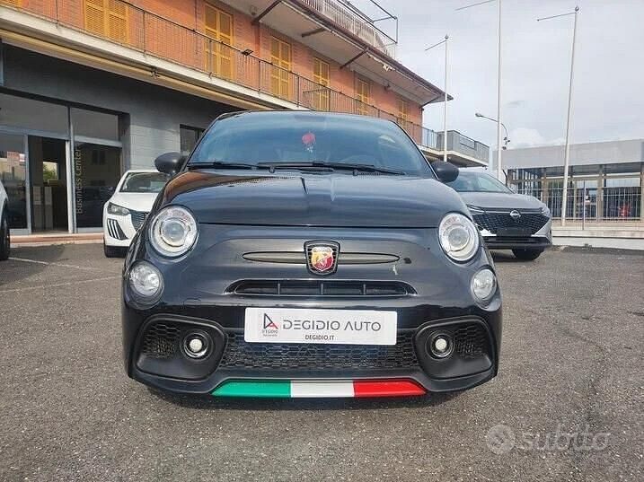 Usata Abarth 695 180 CV (132 kW) 2023 Nero Utilitaria