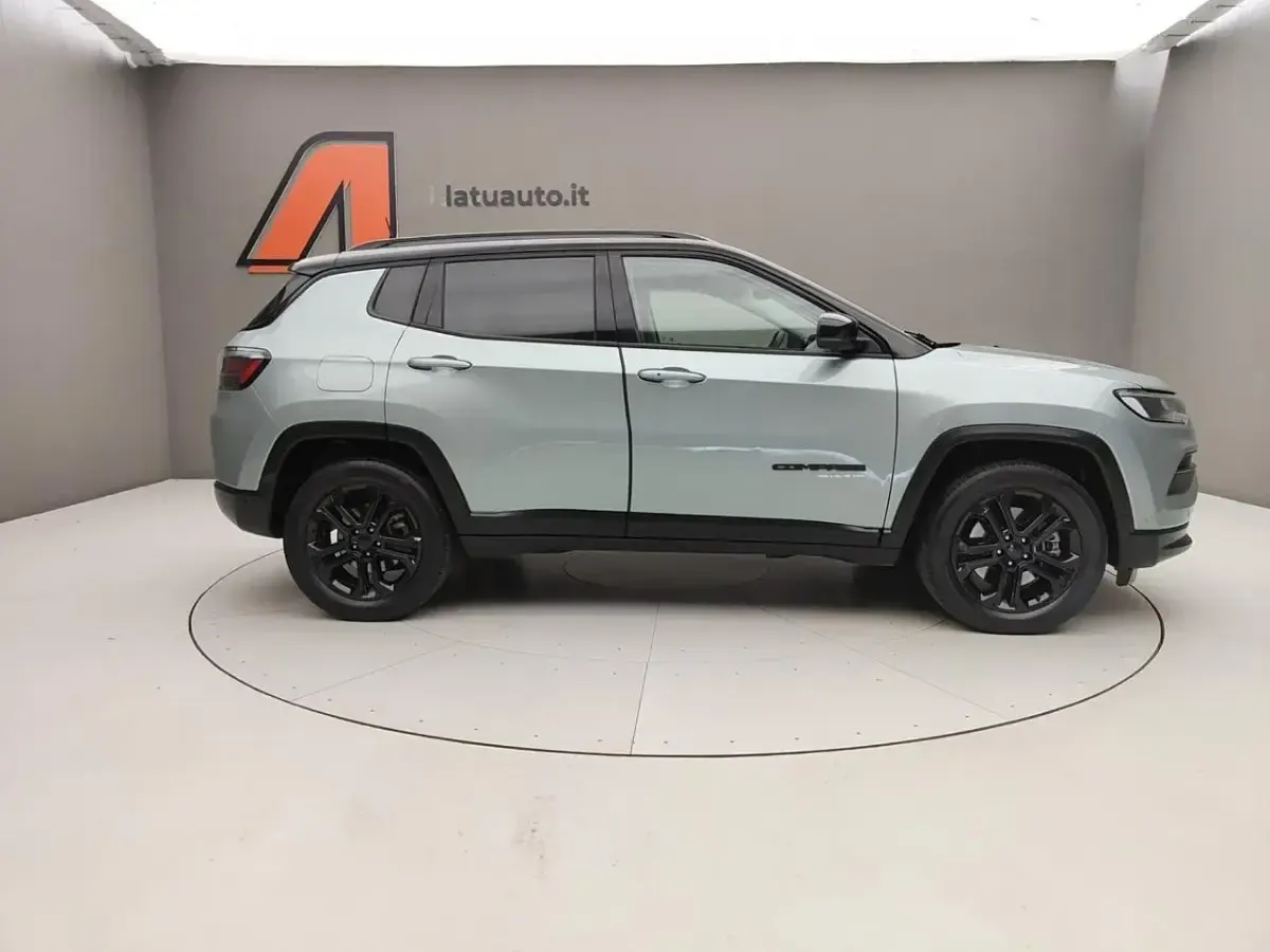 Usata Jeep Compass 240 CV (176 kW) 2022 Verde SUV
