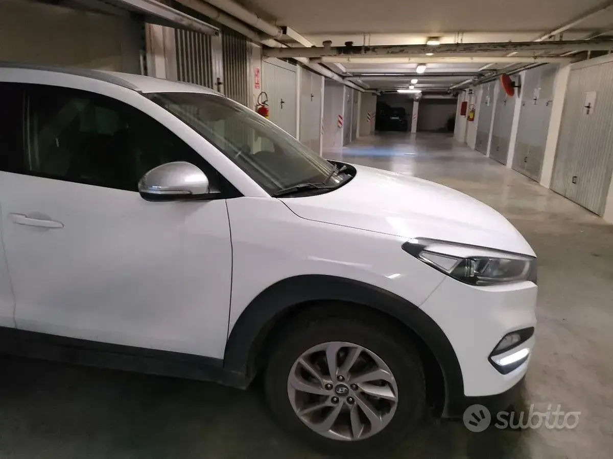 Usata Hyundai Tucson 116 CV (85 kW) 2016 Bianco SUV