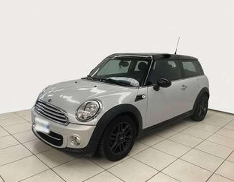 Usata 2010 Mini Cooper D Clubman Salt Station wagon | 5000 € (Buon prezzo) - Immagine 1/1