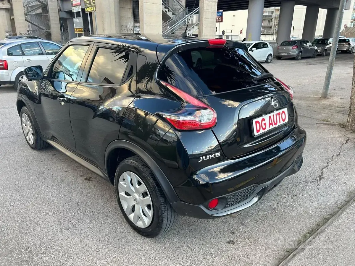 Używany Nissan Juke 360º 110 KM (80 kW) 2017 Czarny SUV