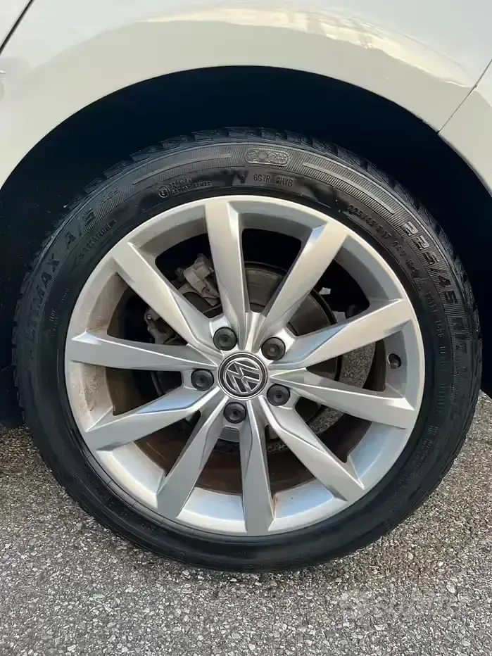 Usata VW Golf VII Highline 105 CV (77 kW) 2015 Bianco Berlina