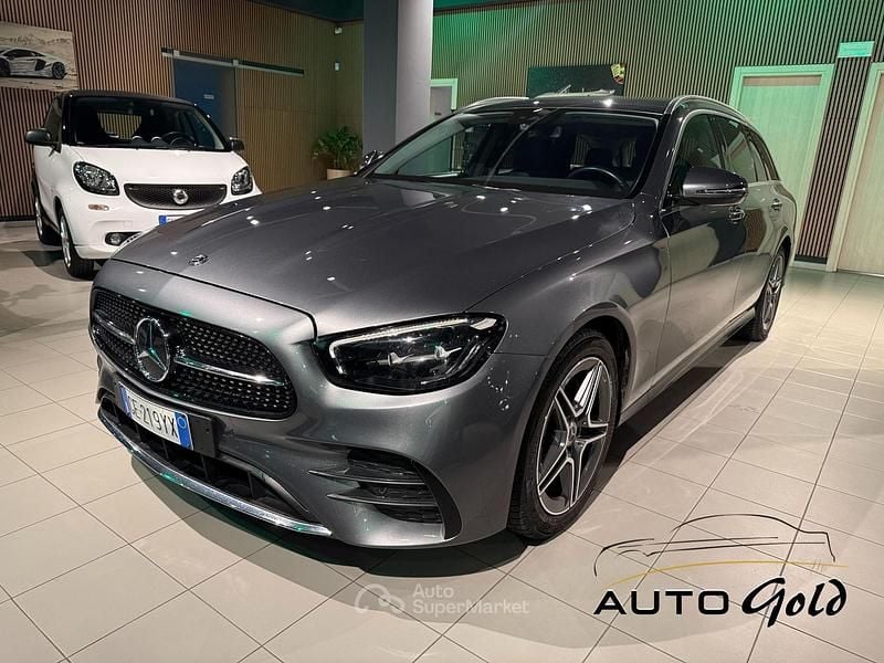 Gray Usata 2021 Mercedes E220 Premium Station wagon | 32.900 € (Buon prezzo) - Immagine 1/4